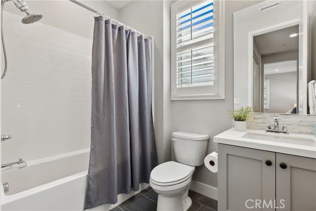 27 Alienta Lane, Rancho Mission Viejo, CA 92694