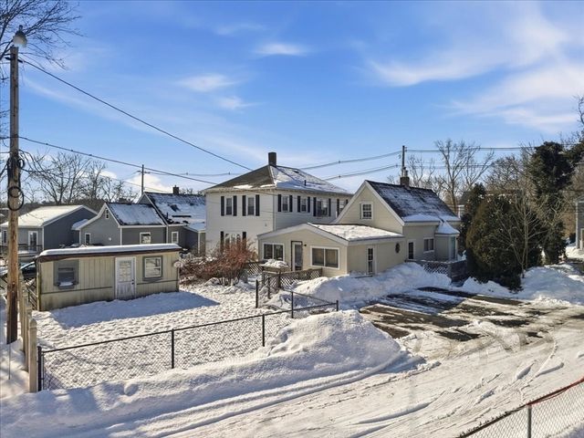 1 Campbell Court, Taunton, MA 02718