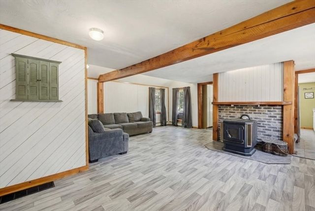 1 Campbell Court, Taunton, MA 02718