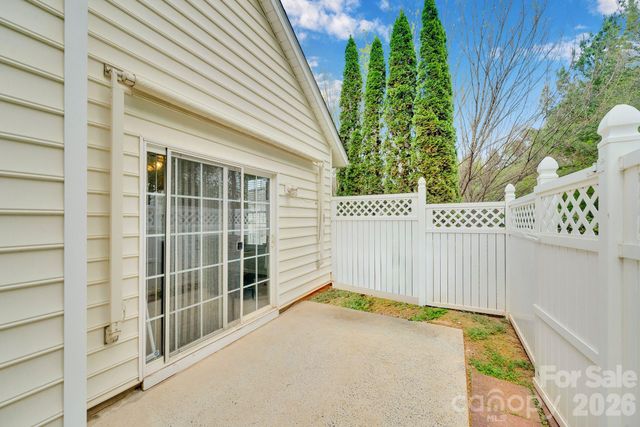 4966 Sunset Ridge Court, Charlotte, NC 28269