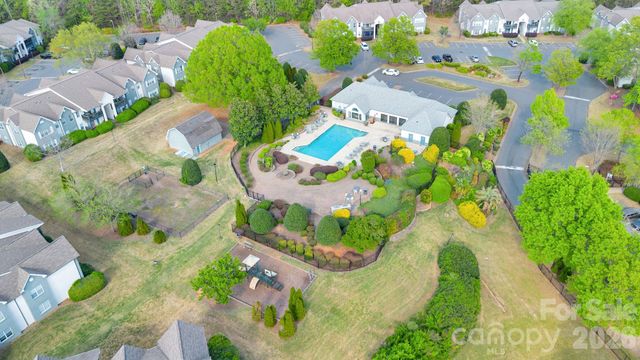 4966 Sunset Ridge Court, Charlotte, NC 28269