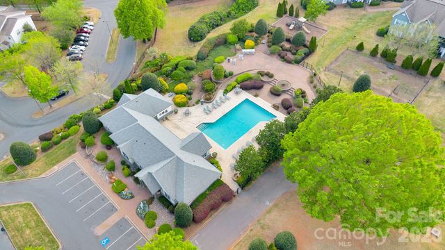 4966 Sunset Ridge Court, Charlotte, NC 28269