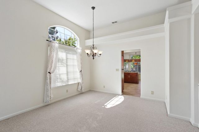 126 Burrill Dr, Folsom, CA 95630