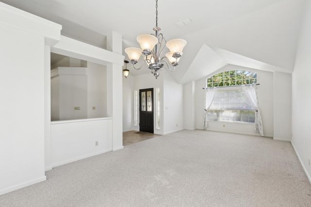 126 Burrill Dr, Folsom, CA 95630