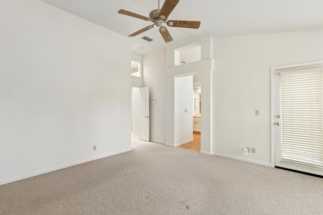 126 Burrill Dr, Folsom, CA 95630