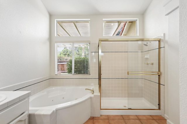126 Burrill Dr, Folsom, CA 95630