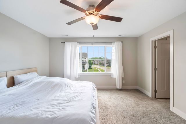 901 S 93rd Street, West Des Moines, IA 50266