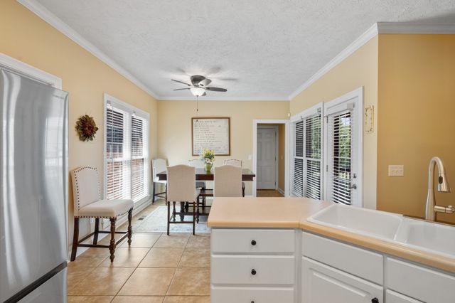 1118 Jessica Dr, Lebanon, TN 37087