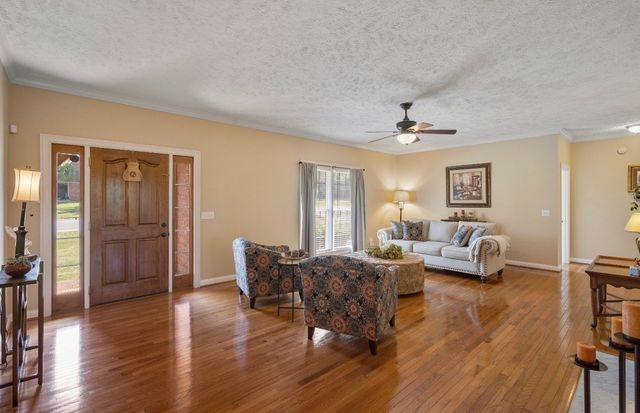 1118 Jessica Dr, Lebanon, TN 37087