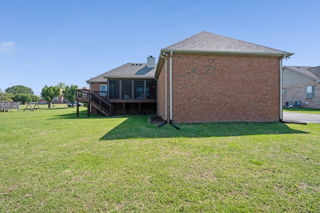 1118 Jessica Dr, Lebanon, TN 37087