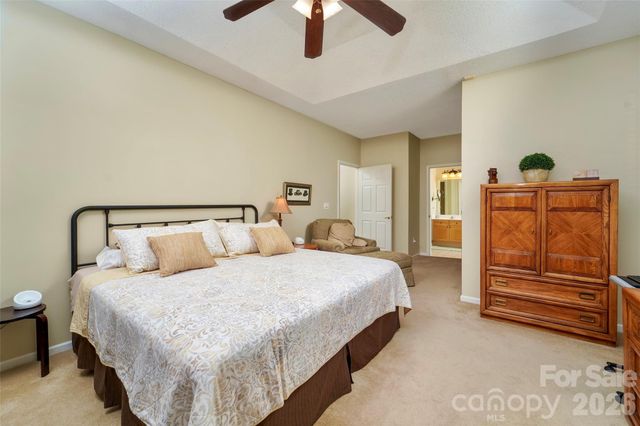 6214 Half Dome Drive 3902, Charlotte, NC 28269