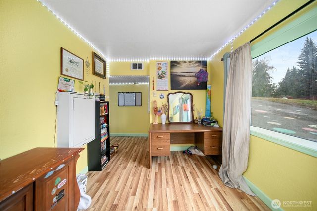 325 N Kansas Avenue, East Wenatchee, WA 98802