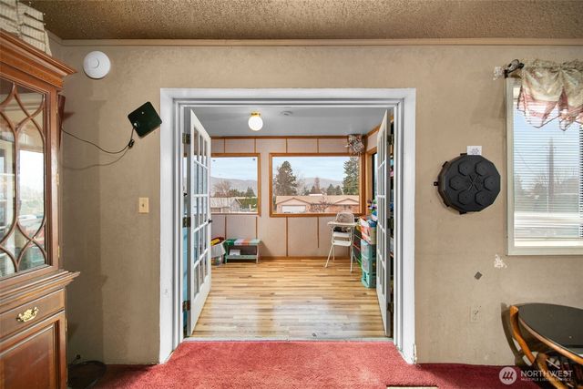 325 N Kansas Avenue, East Wenatchee, WA 98802