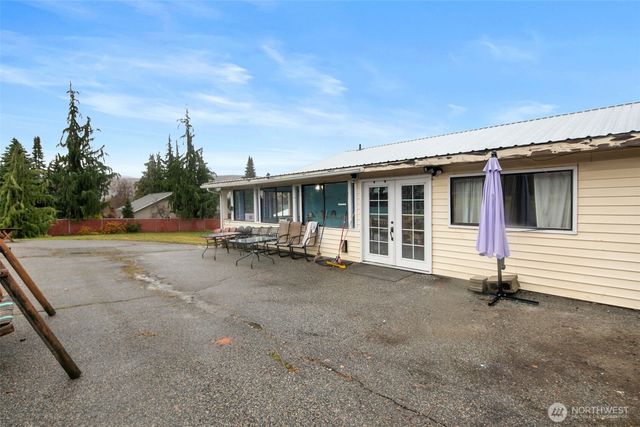 325 N Kansas Avenue, East Wenatchee, WA 98802