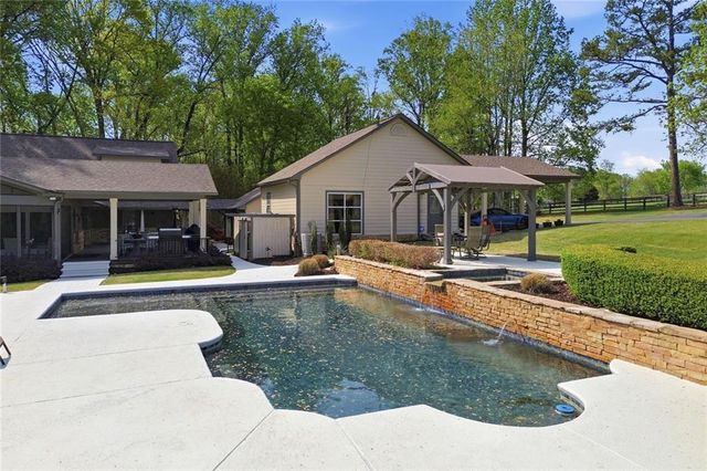 611 Elliott Road, Dawsonville, GA 30534