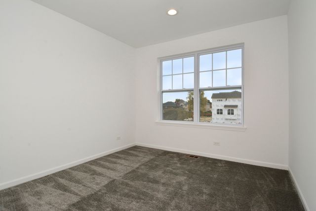 309 Timberleaf Circle, Roselle, IL 60172