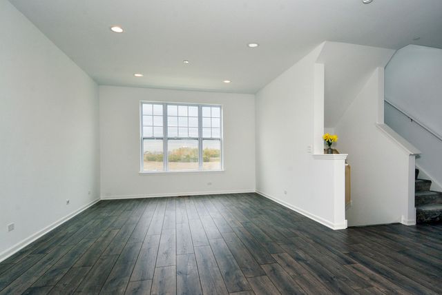 309 Timberleaf Circle, Roselle, IL 60172