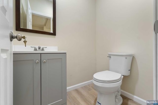 33 Essex Street A, Hackensack, NJ 07601