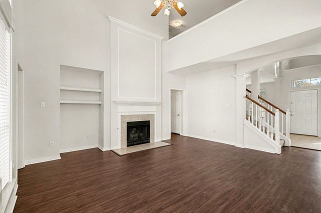 6908 Mesa Drive, Fort Worth, TX 76132