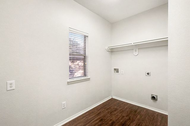 6908 Mesa Drive, Fort Worth, TX 76132