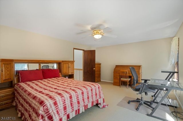 3 Brookside Hts F, Wanaque Boro, NJ 07465