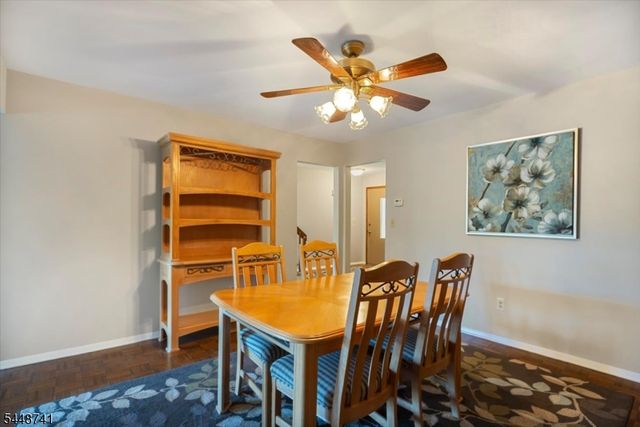 3 Brookside Hts F, Wanaque Boro, NJ 07465