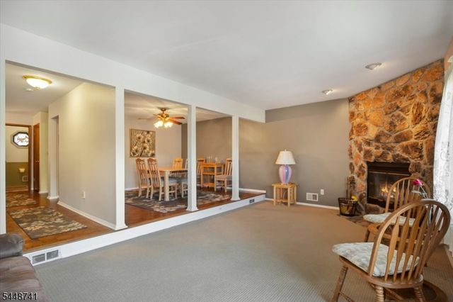 3 Brookside Hts F, Wanaque Boro, NJ 07465