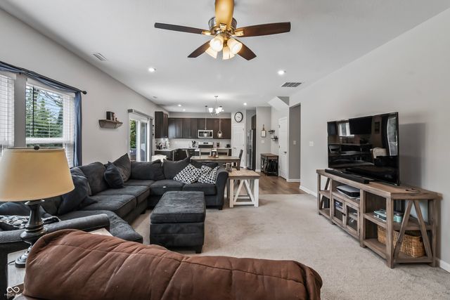 1883 Meridian Springs Lane, Greenfield, IN 46140