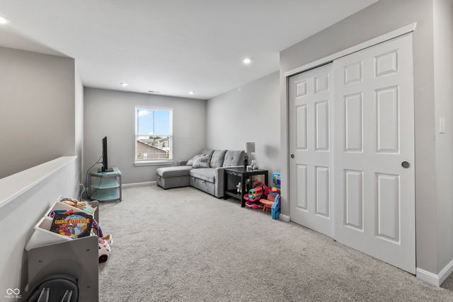 1883 Meridian Springs Lane, Greenfield, IN 46140
