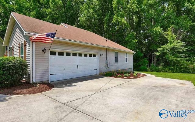 12594 Hutchins Circle, Madison, AL 35756