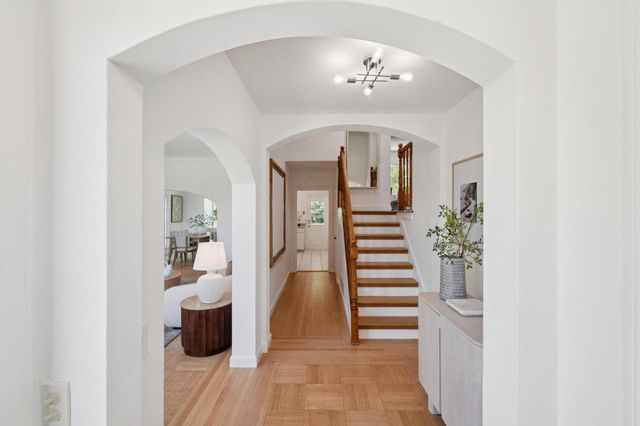 1703 Roosevelt Avenue, Redwood City, CA 94061