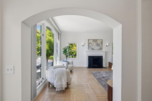 1703 Roosevelt Avenue, Redwood City, CA 94061