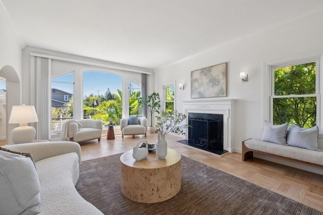 1703 Roosevelt Avenue, Redwood City, CA 94061