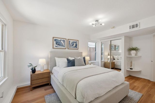 1703 Roosevelt Avenue, Redwood City, CA 94061