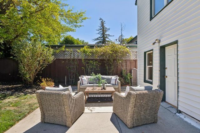1703 Roosevelt Avenue, Redwood City, CA 94061