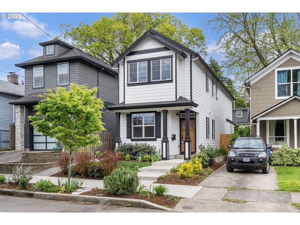 5546 Se OAK St, Portland, OR 97215