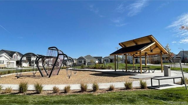 350 N Bersshine Court, Watkins, CO 80137