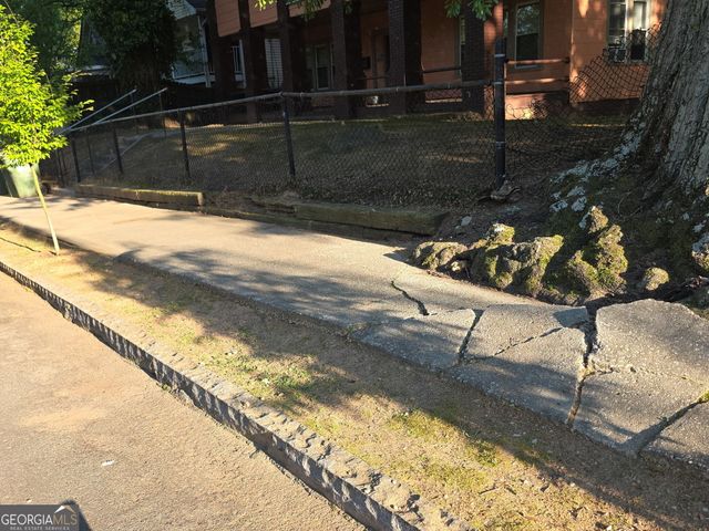 1138 Sells Avenue SW 2, Atlanta, GA 30310