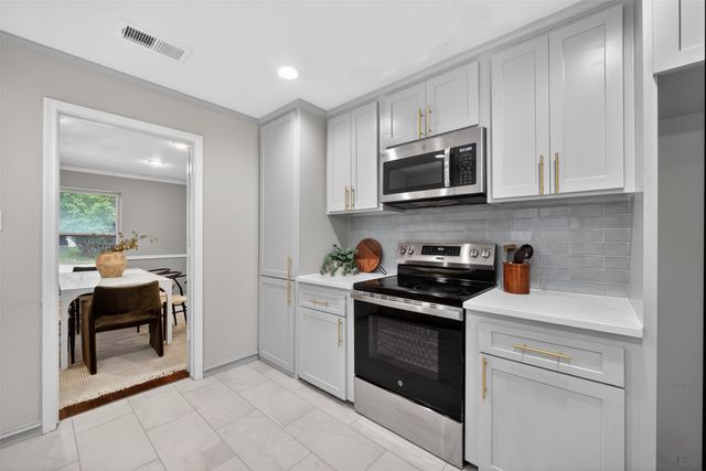 9660 Timberleaf Drive, Dallas, TX 75234