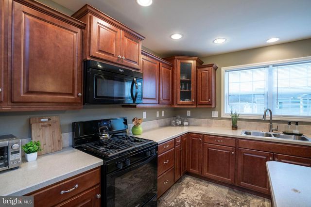 167 ROCK FORGE RD, State College, PA 16803