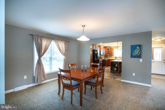 167 ROCK FORGE RD, State College, PA 16803