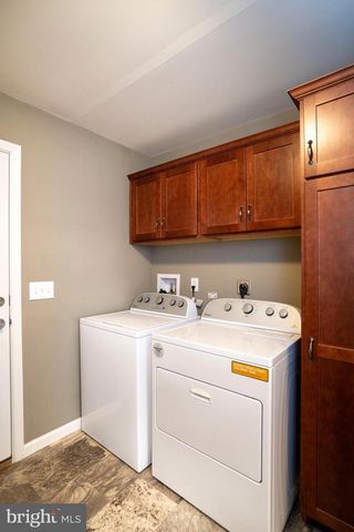 167 ROCK FORGE RD, State College, PA 16803