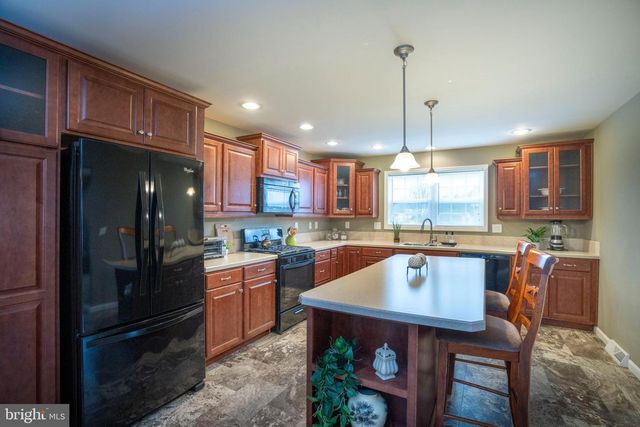 167 ROCK FORGE RD, State College, PA 16803