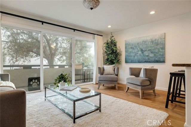 1600 Ardmore Avenue 107, Hermosa Beach, CA 90254