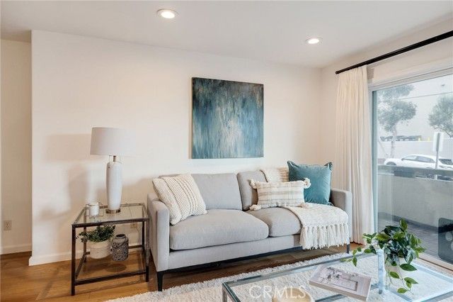 1600 Ardmore Avenue 107, Hermosa Beach, CA 90254