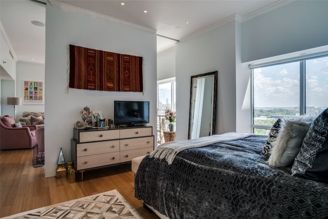 4242 Lomo Alto Drive N96, Highland Park, TX 75219