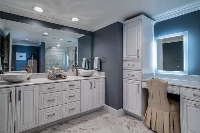 4242 Lomo Alto Drive N96, Highland Park, TX 75219