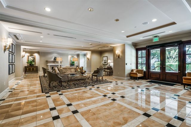 4242 Lomo Alto Drive N96, Highland Park, TX 75219