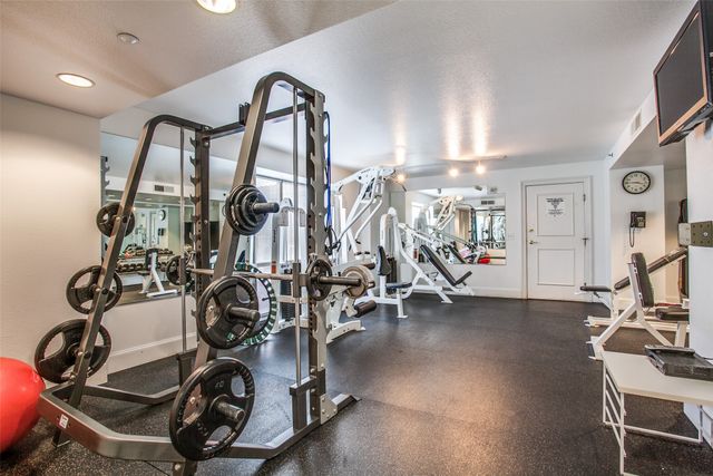 4242 Lomo Alto Drive N96, Highland Park, TX 75219