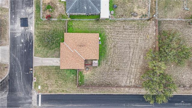 2121 Cypress Drive, Edinburg, TX 78542